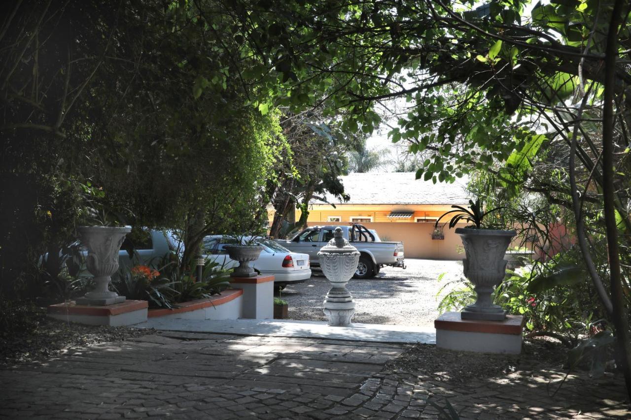 ブルックリン ゲストハウス Pretoria-Noord エクステリア 写真